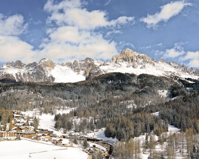 Obereggen Winter | © Giacomo Cantisani Obereggen und Latemar im Winter | © Giacomo Cantisani