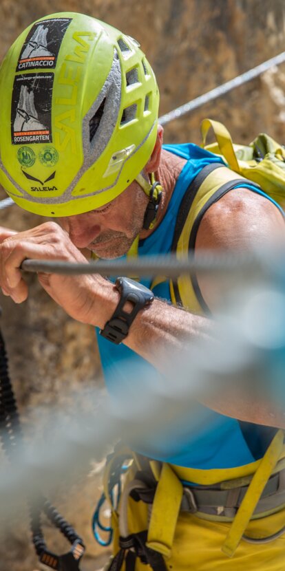 Klettersteig Rosengarten | © Eggental Tourismus/StorytellerLabs Bergführer Alpinzentrum Rosengarten Führung Klettersteig | © Eggental Tourismus/StorytellerLabs