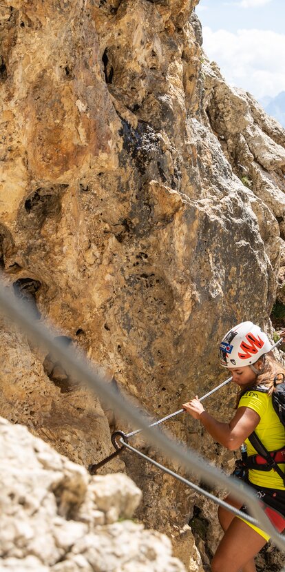 Via Ferrata Masarè Rosengarten | © Eggental Tourismus/StorytellerLabs Climber, Via Ferrata, Rosengarten | © Eggental Tourismus/StorytellerLabs